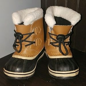 Sorel boys winter snow boots